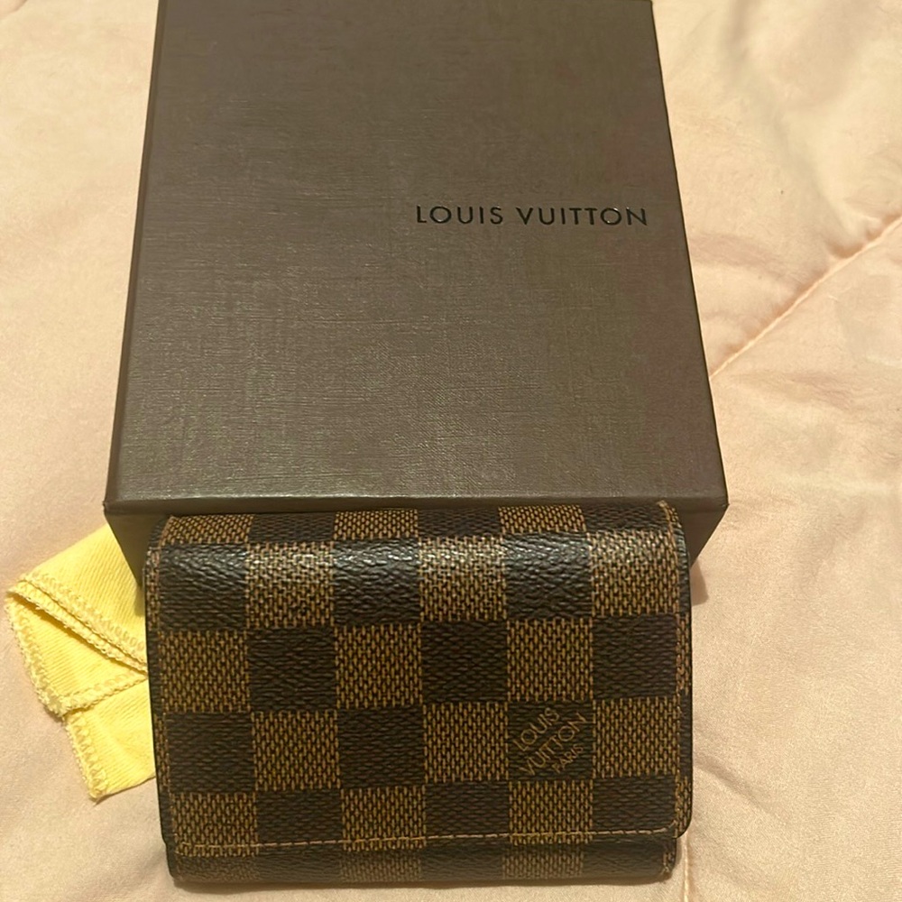 Authentic Louis Vuitton Damier Ebene Business card holder